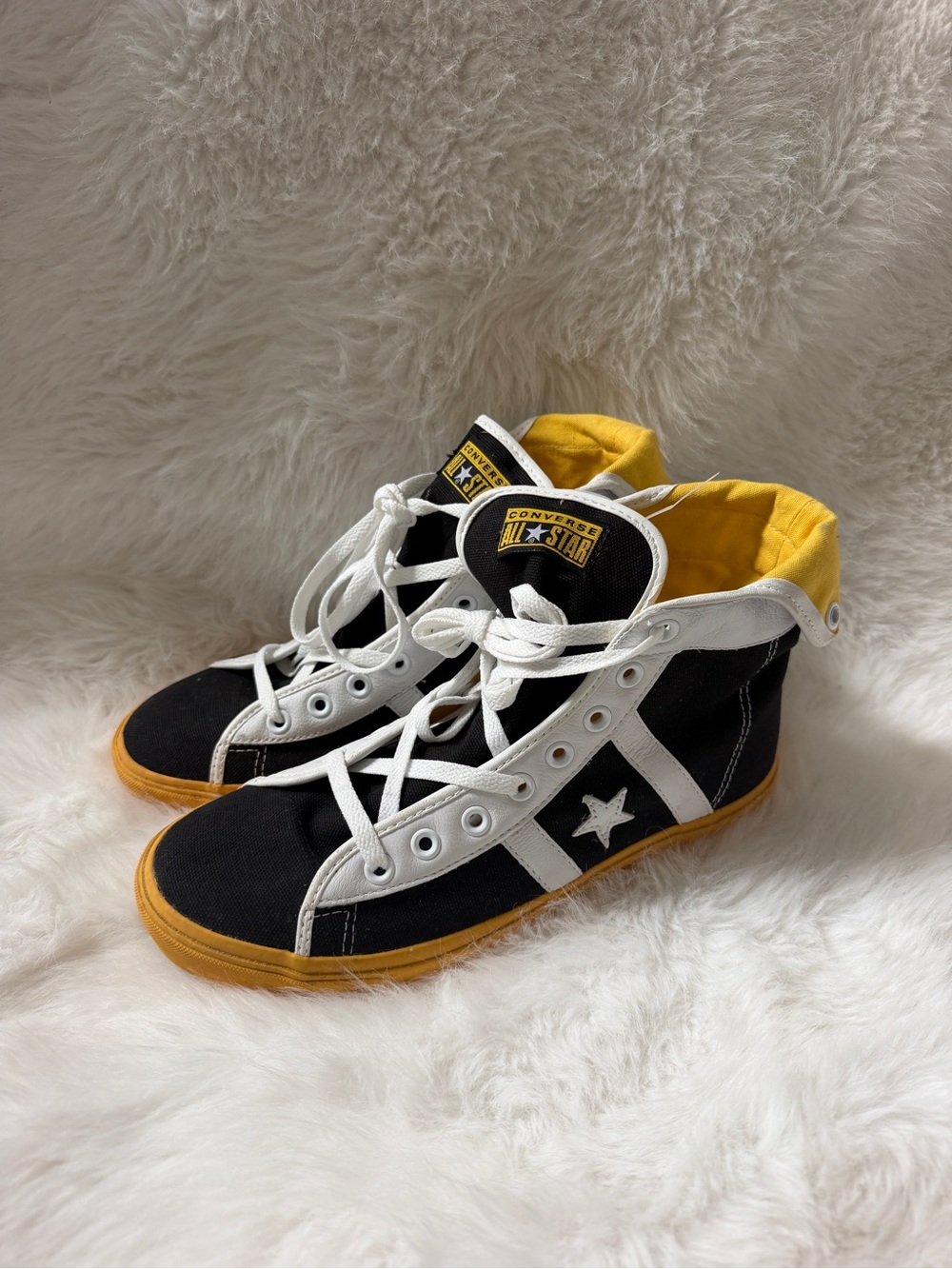 Converse Sneakers Street Hockey "Phil Esposito" Re-Issue Men’s9.5 / Women’s 11